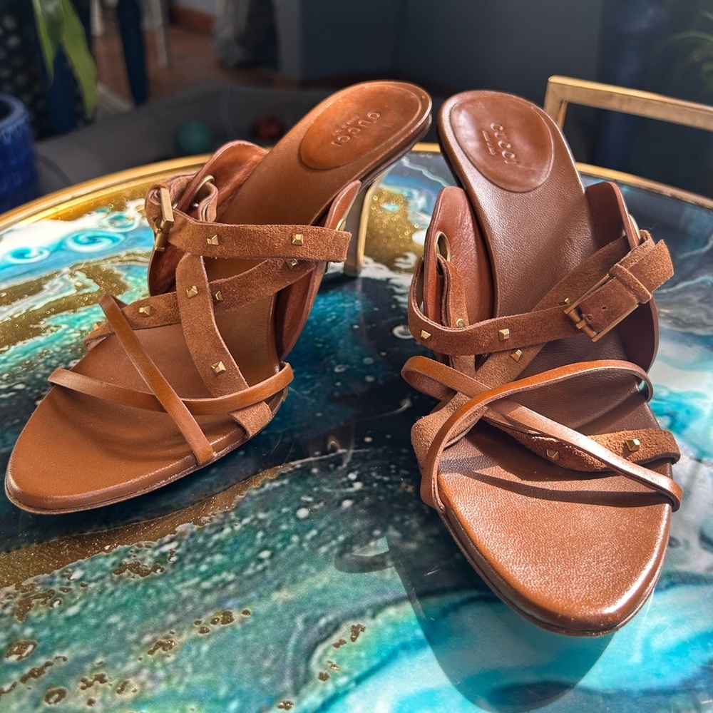 Gucci vintage kitten heels & dust bag Authentic